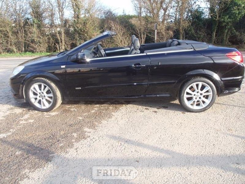 [ berth ]Vauxhall Astra