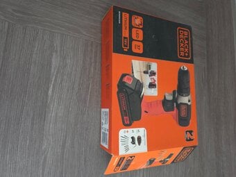 BRAND NEW IN BOX BLACK AND DECKER  CORDLESS DRILL  