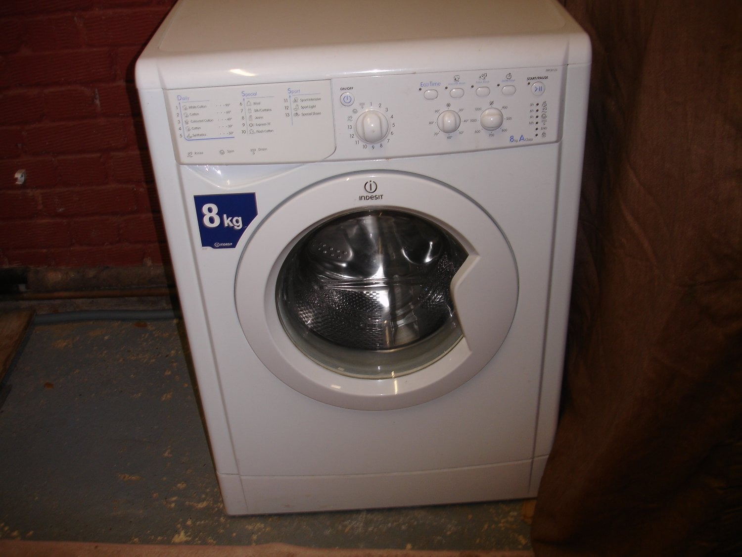 INDESIT WASHING MACHINE