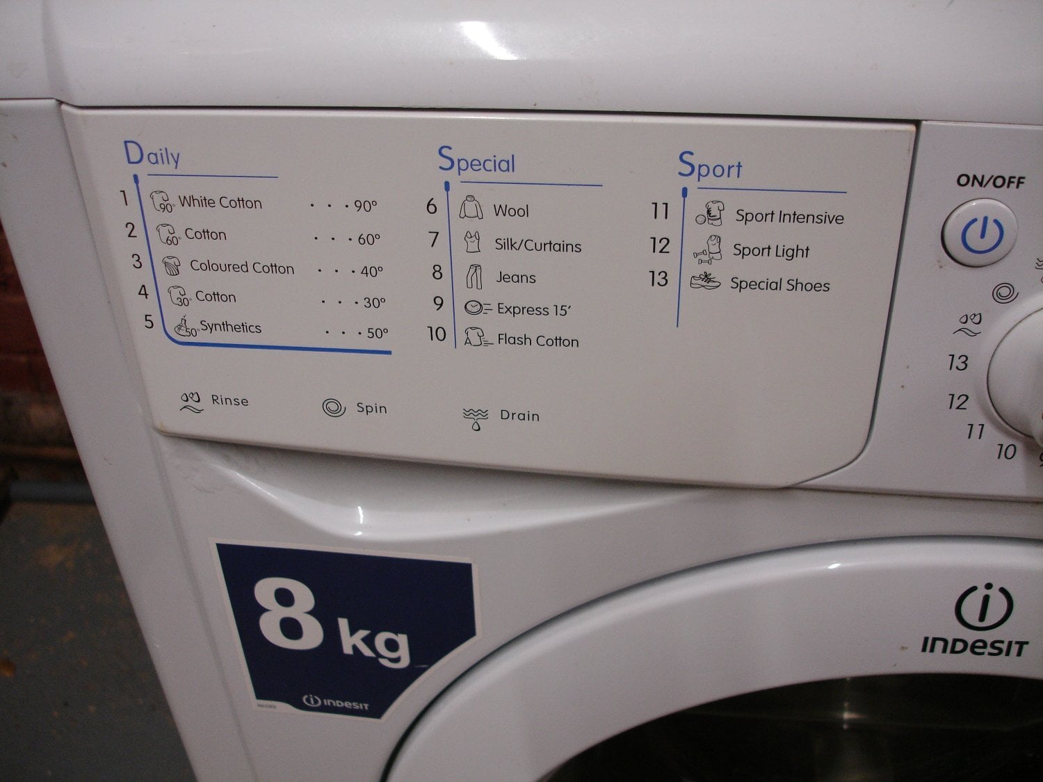 INDESIT WASHING MACHINE - Home Appliances