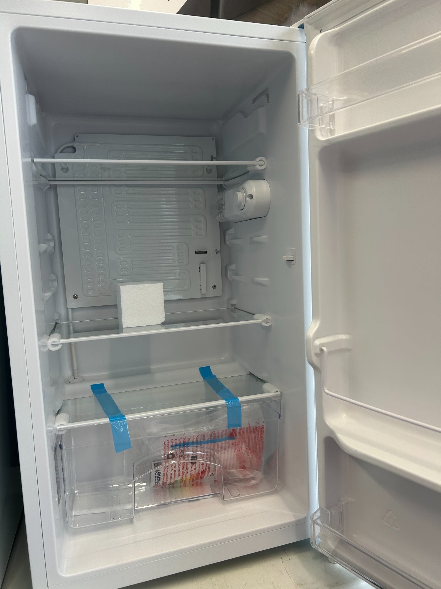 ALTIMO BRAND NEW UNDERCOUNTER FRIDGE