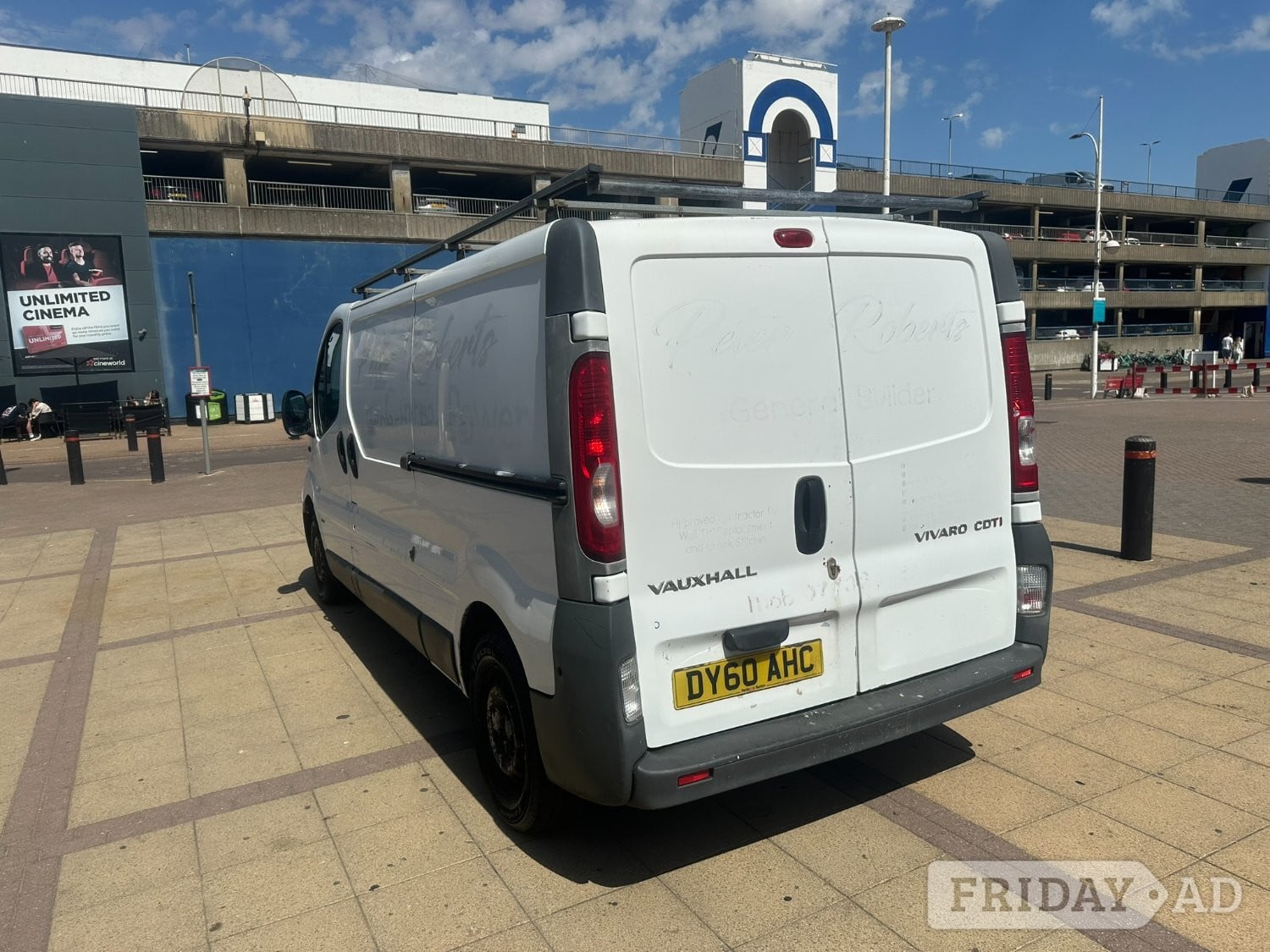 [ berth ]Vauxhall Vivaro