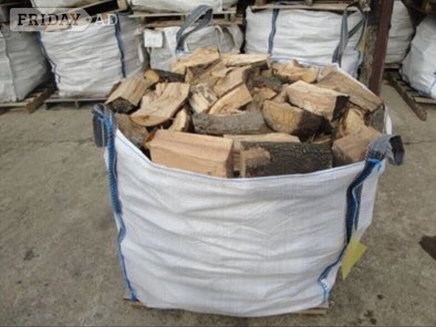 Robs Logs dry and seasoned hardwood logs & kindling