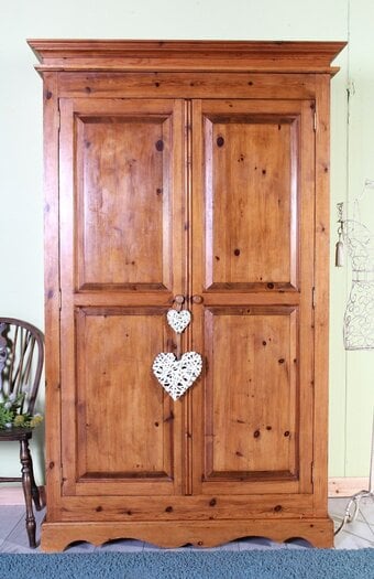 UK Delivery - Antique Cottage Style Pine Farmhouse Wardrobe