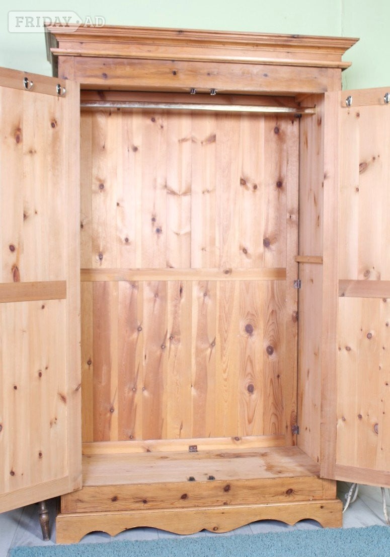 UK Delivery - Antique Cottage Style Pine Farmhouse Wardrobe
