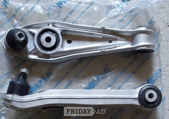 Porsche 987 Pair of rear lower control arms 