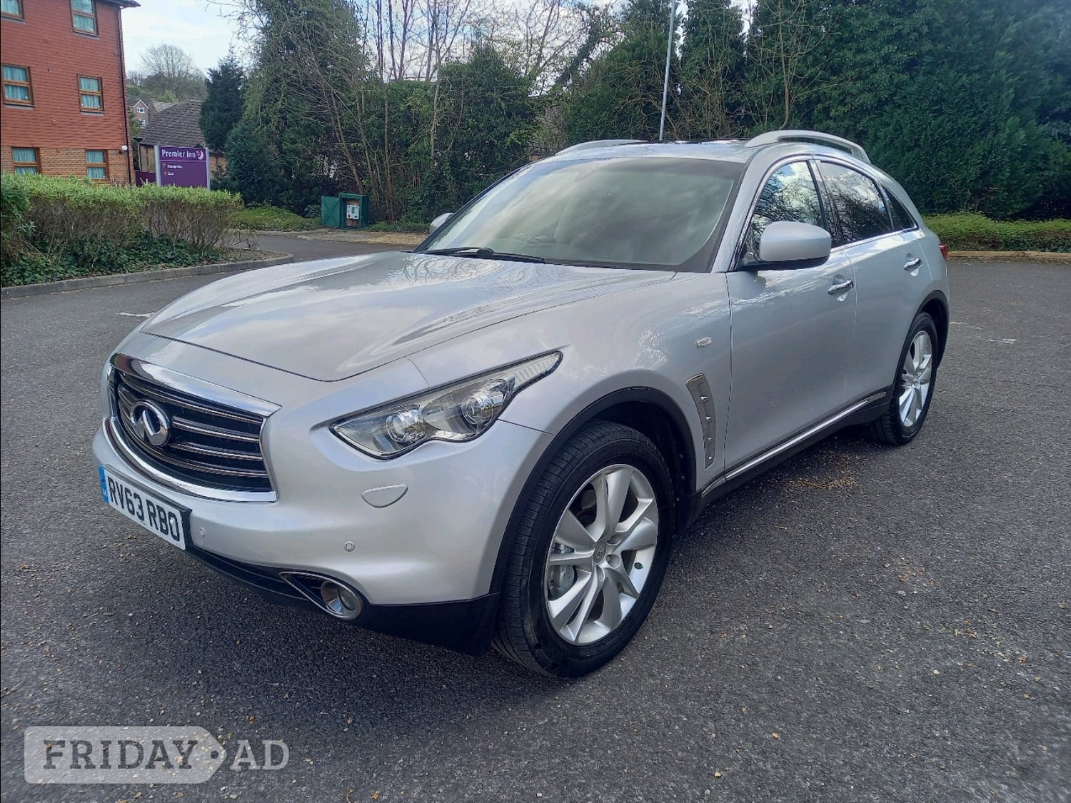[ berth ]Infiniti FX