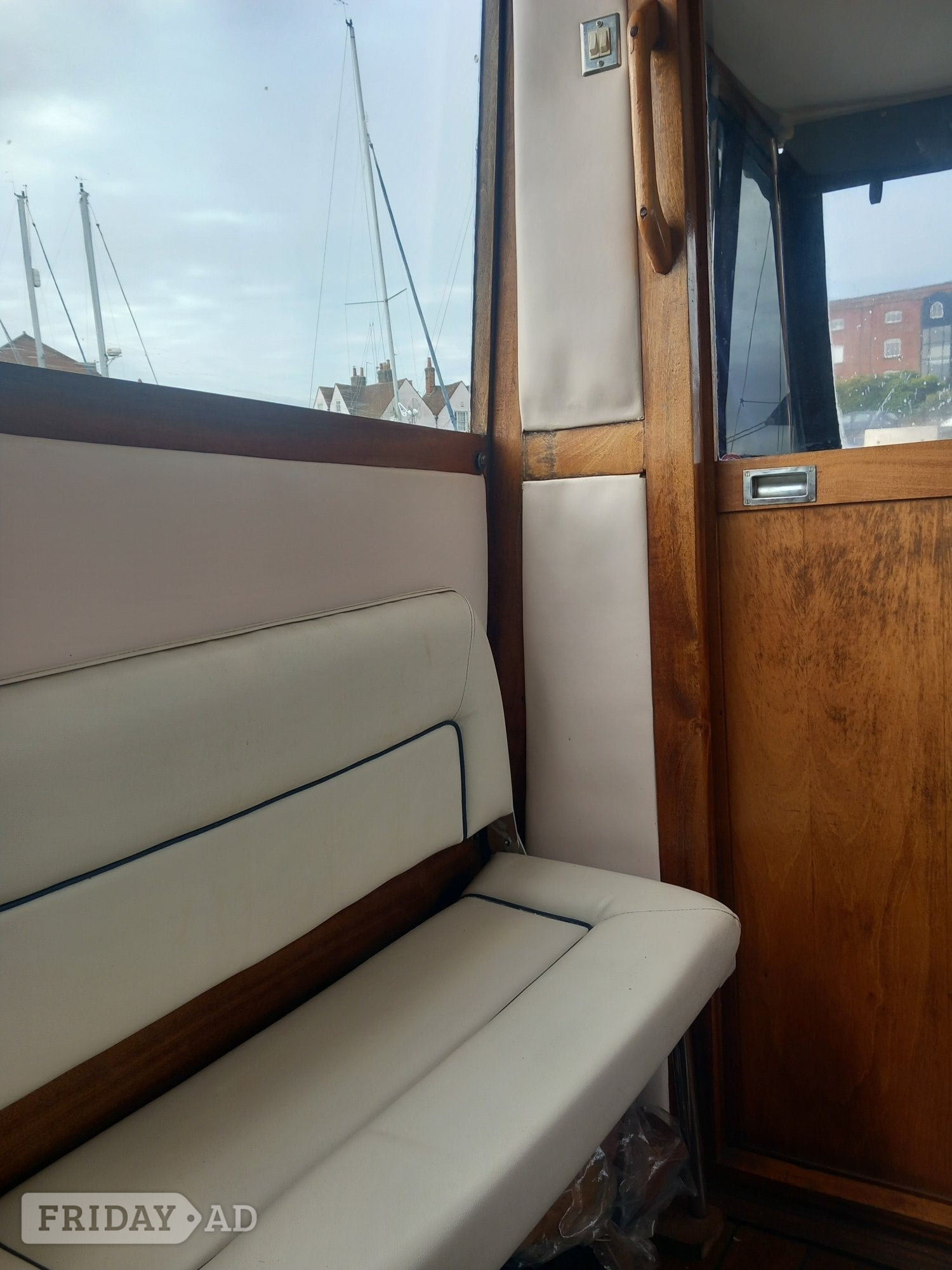 Cleopatra 29 foot motor cruiser  - Boats