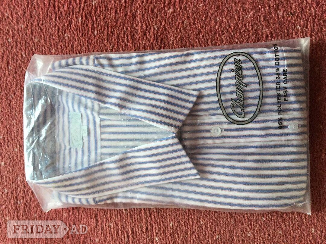 Champion, Men’s Shirt, size 20. in Worthing