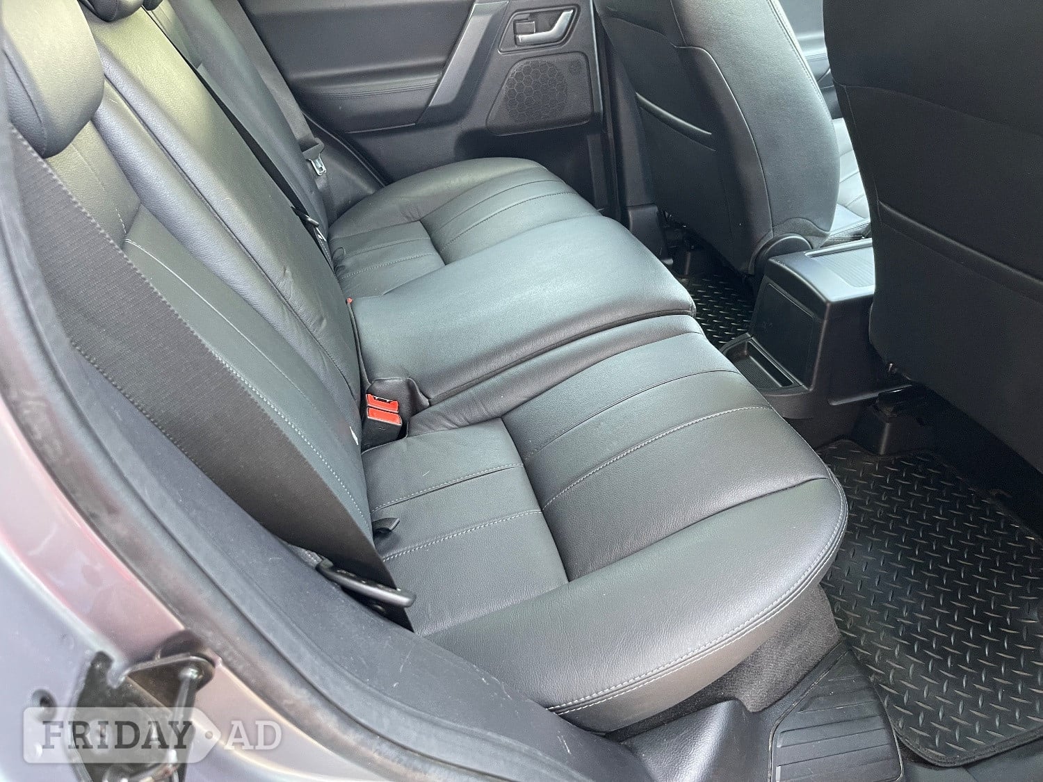 Land Rover. Freelander 2 TD4 XS  2013  - Cars