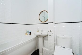 Two Lovely bedroom available. 