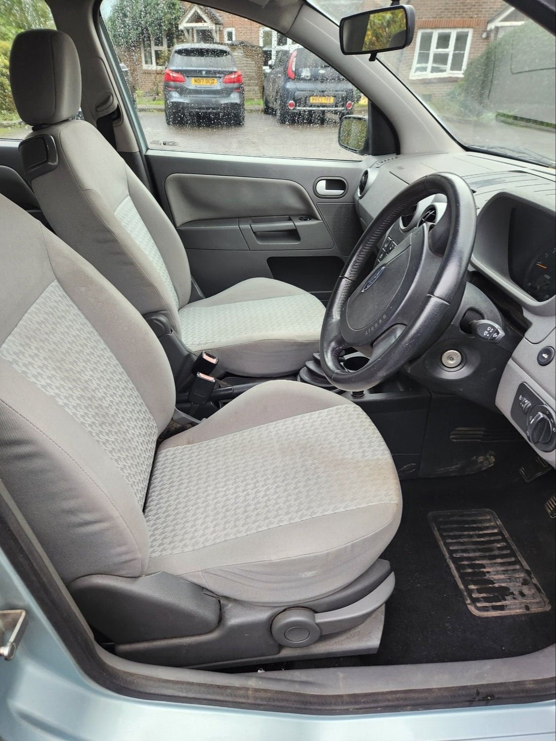 [ berth ]Ford Fusion