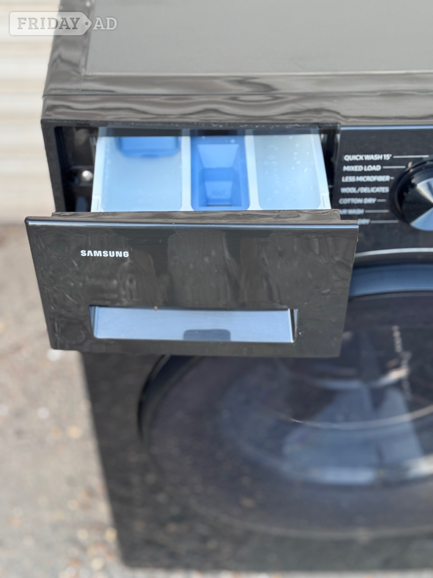 SAMSUNG Series 5 AI Energy WD11DG5B15BBU1 WiFi-enabled 11 kg plus - Home Appliances in Romford