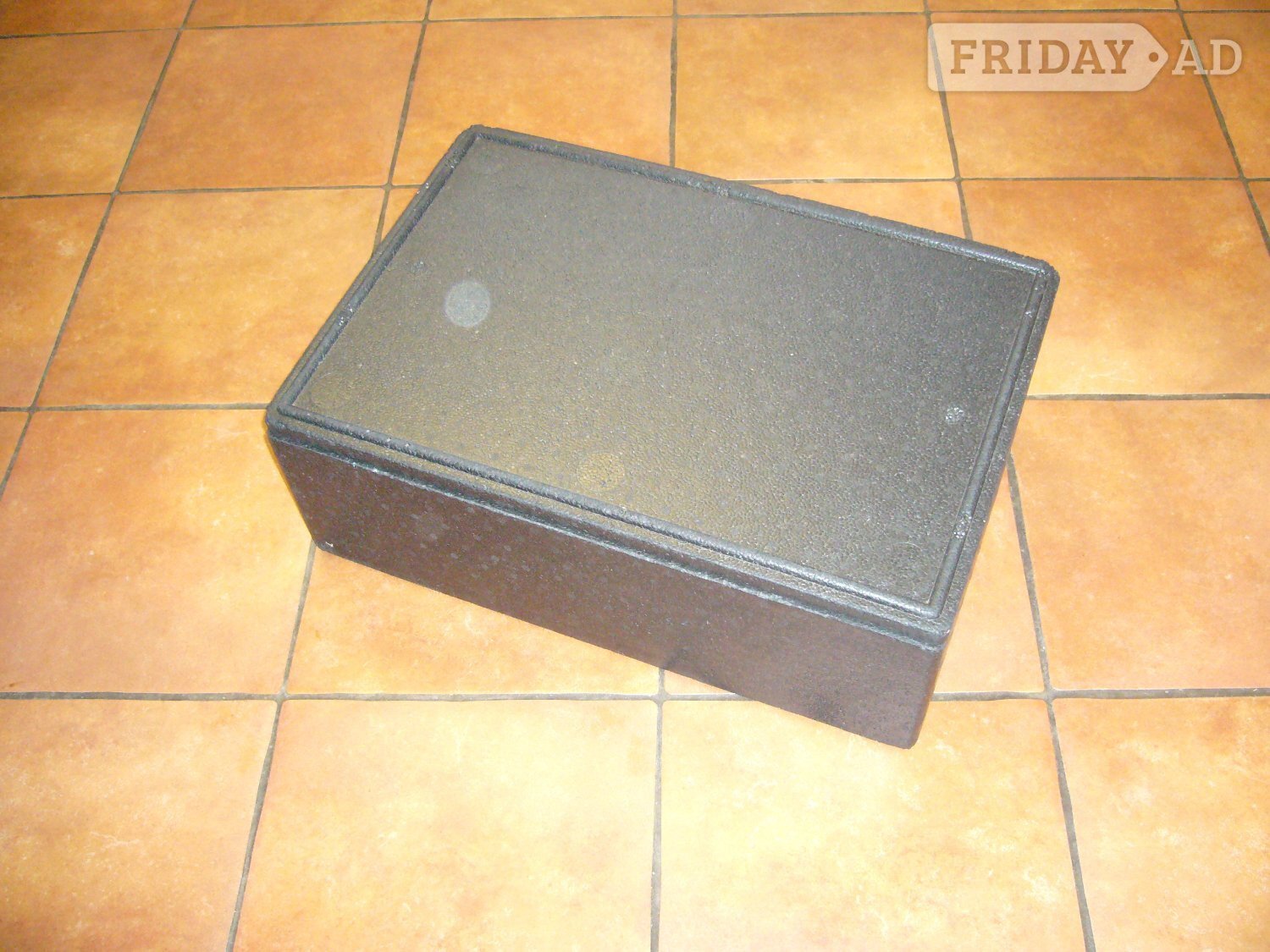 Insulated food boxes
