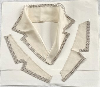 Vintage silk collar and cuffs ensemble
