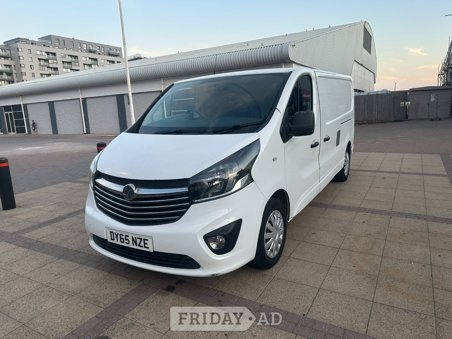 2015 Vauxhall Vivaro Sportive 2900 - Long Wheelbase - Long MOT -  in Brighton