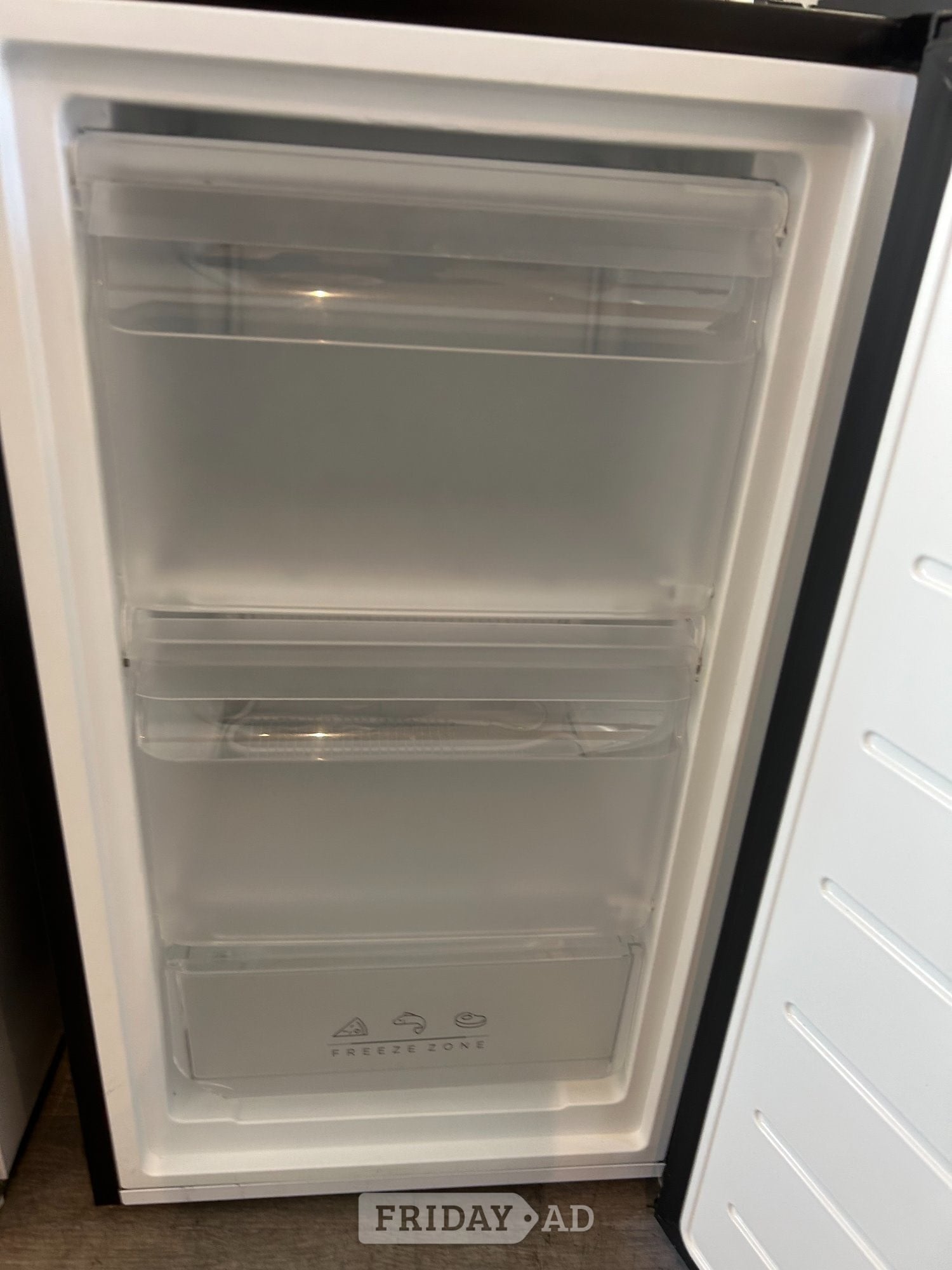 St. Leonards-On-Sea SIA UNDERCOUNTER FREEZER