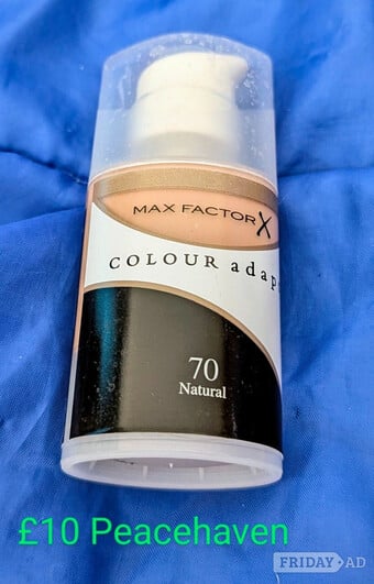Max factor colour adapt 