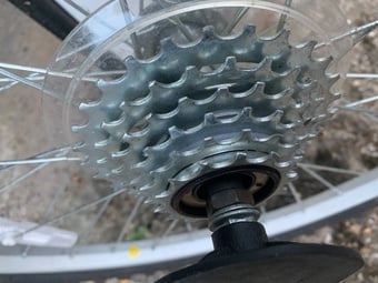 Rear wheel cycle wheel. 6 Gears