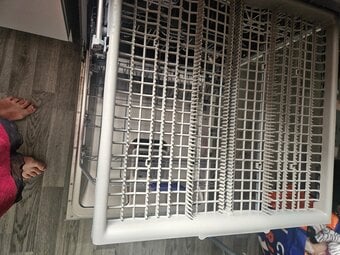 Beko dishwasher in silver