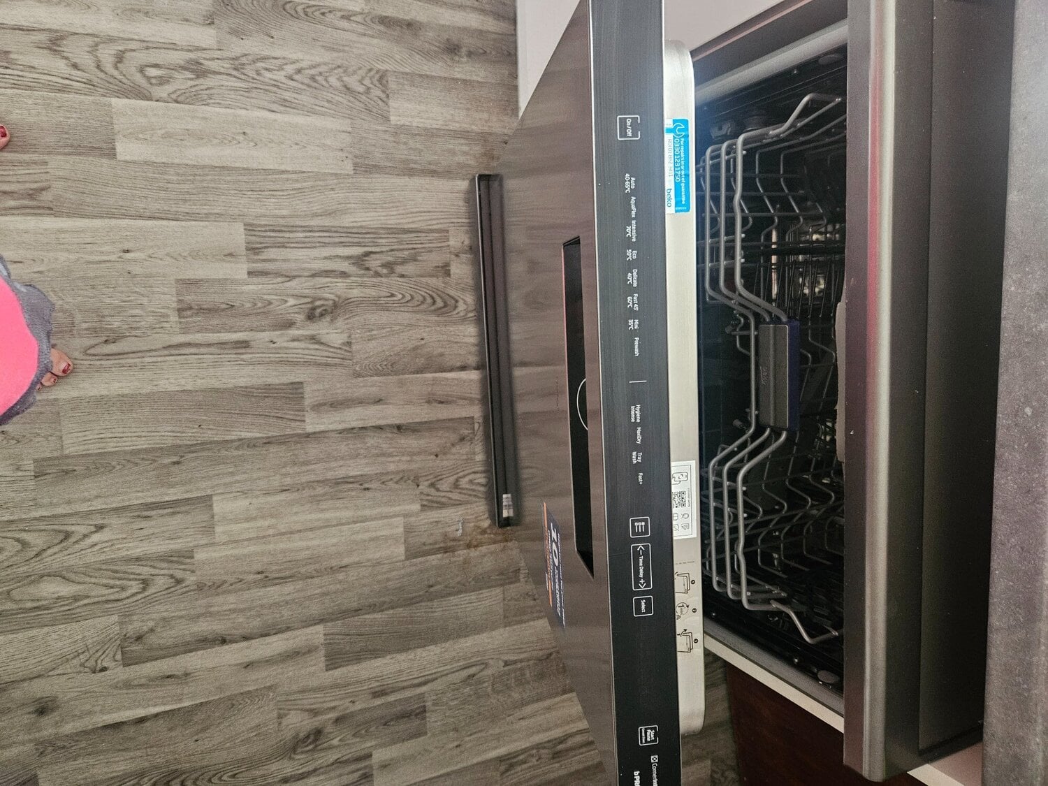 Beko dishwasher in silver