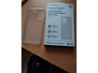 Tech21 evoclear protective case for Samsung S20 FE