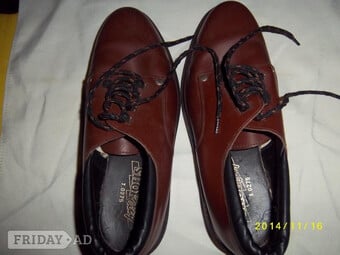 Mens Brown Shoes size 8