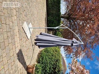 Patio Parasol. Chinese Vases