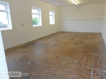 Workshop or Artist's Studio available in Pleasant Courtyard