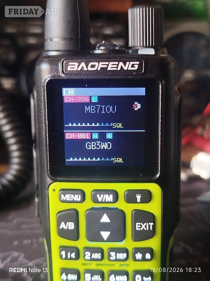 Baofengs New Mini 5 Ham HT UV Bluetooth Green/Black Edition