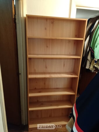 Bookcase, well put together 