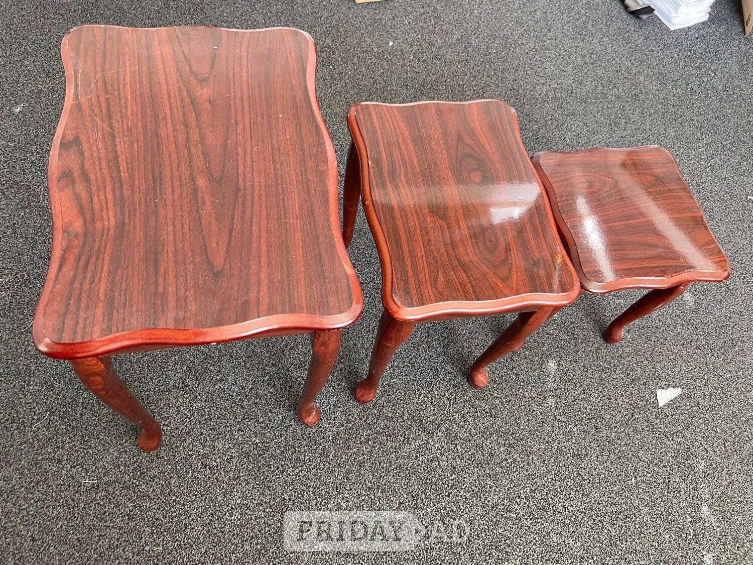Nest of small 3 wooden tables