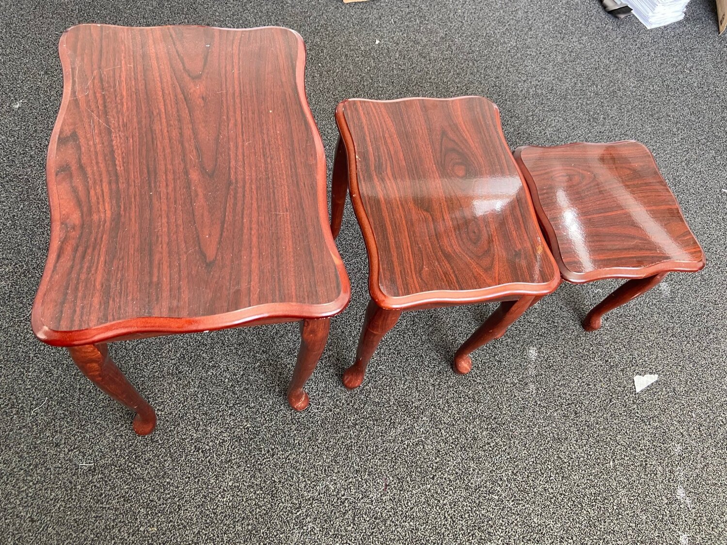 Nest of small 3 wooden tables