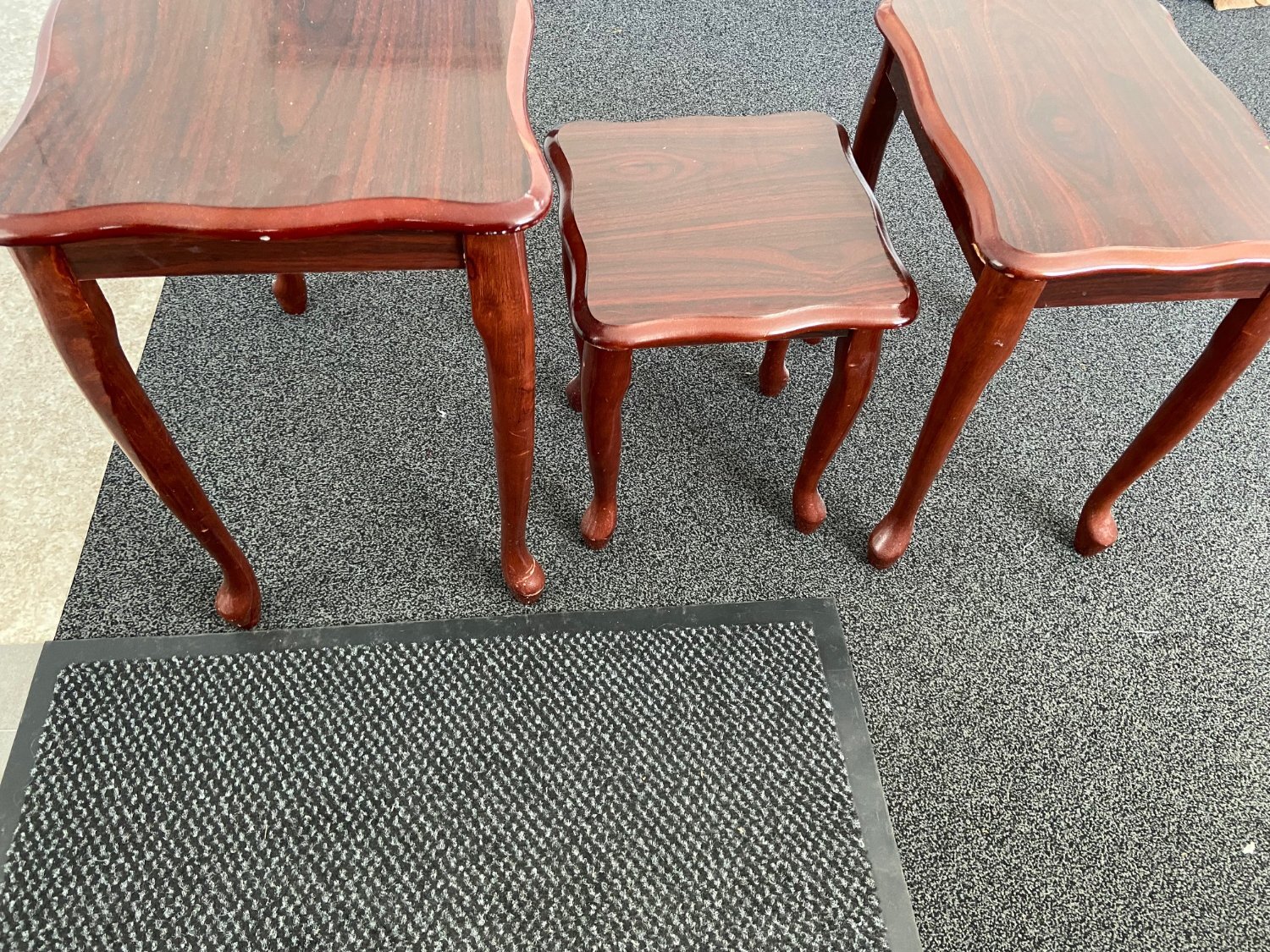 Nest of small 3 wooden tables - Furniture in Harrow