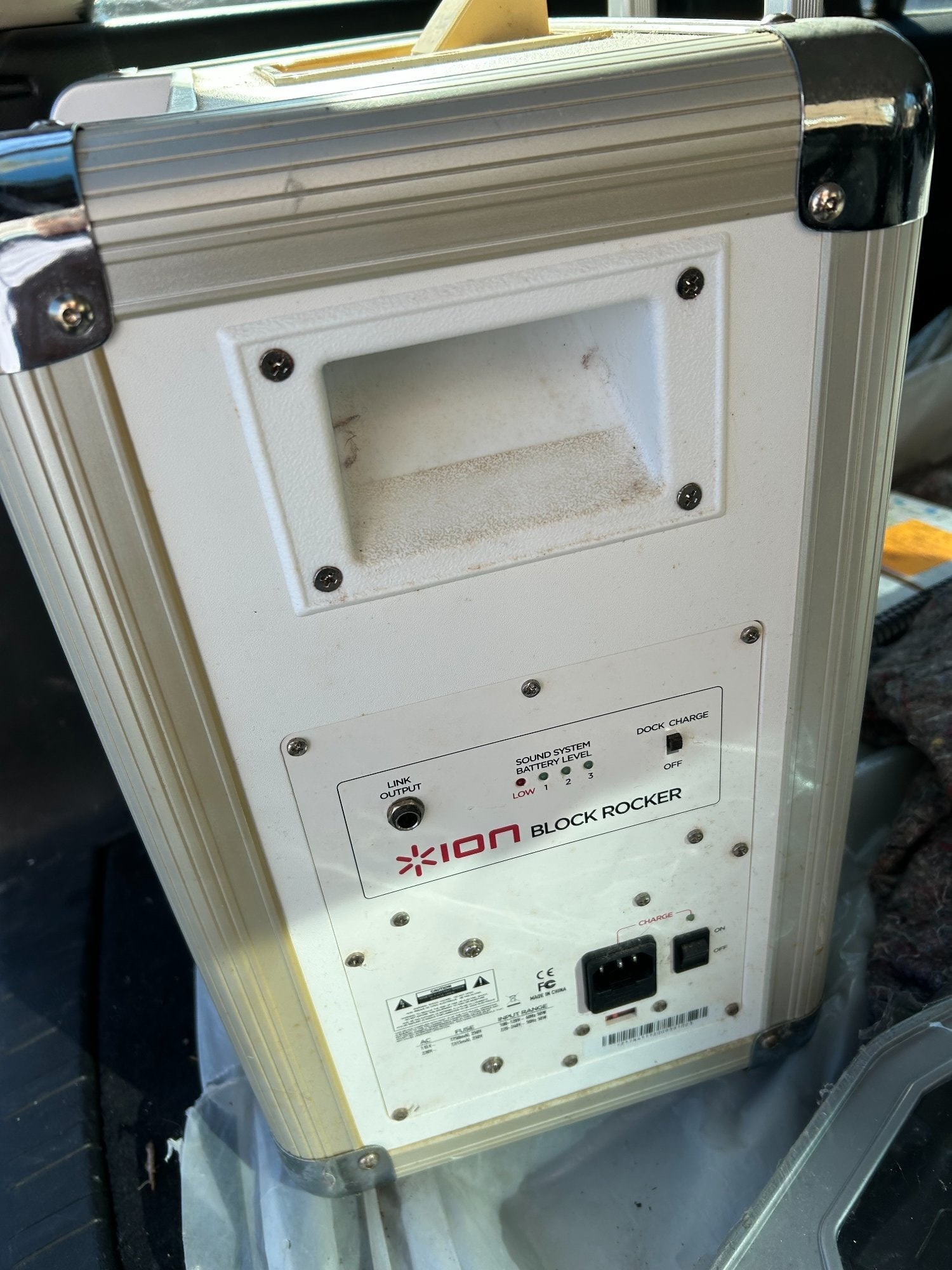 AMPLIFIER Block Rocker ION  B/TOOTH Handel/Wheels - Mobility in Eastbourne
