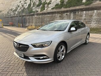 2019 Vauxhall Insignia SRi VX Line - Long MOT - Automatic - ULEZ 