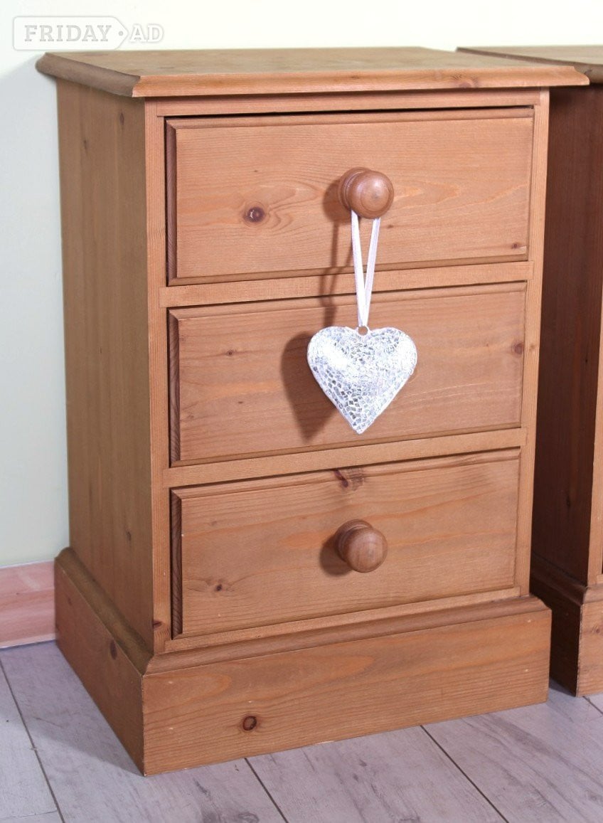 UK Delivery - 2 Pine Bedside Tables Rustic Farmhouse Character - Furniture