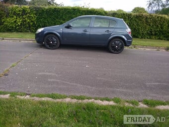 Vauxhall astra 1.4 petrol 2009