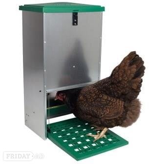 Vermin proof galvanised Treadle feeder