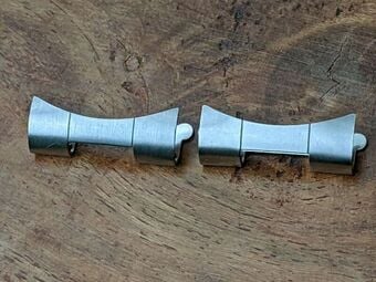 Rolex 501 B genuine oyster bracelet end-links only.