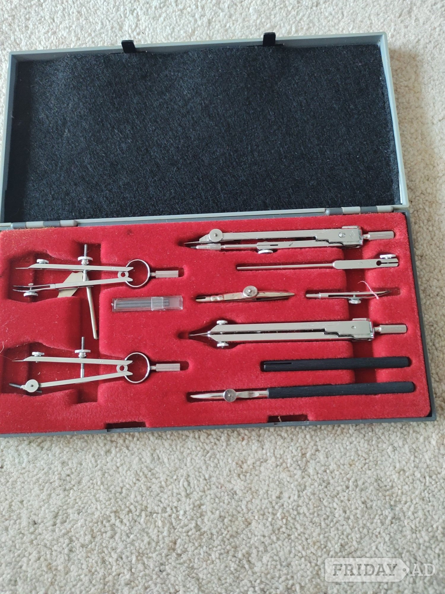 JAKAR Drawing instruments S90.  For all technical work