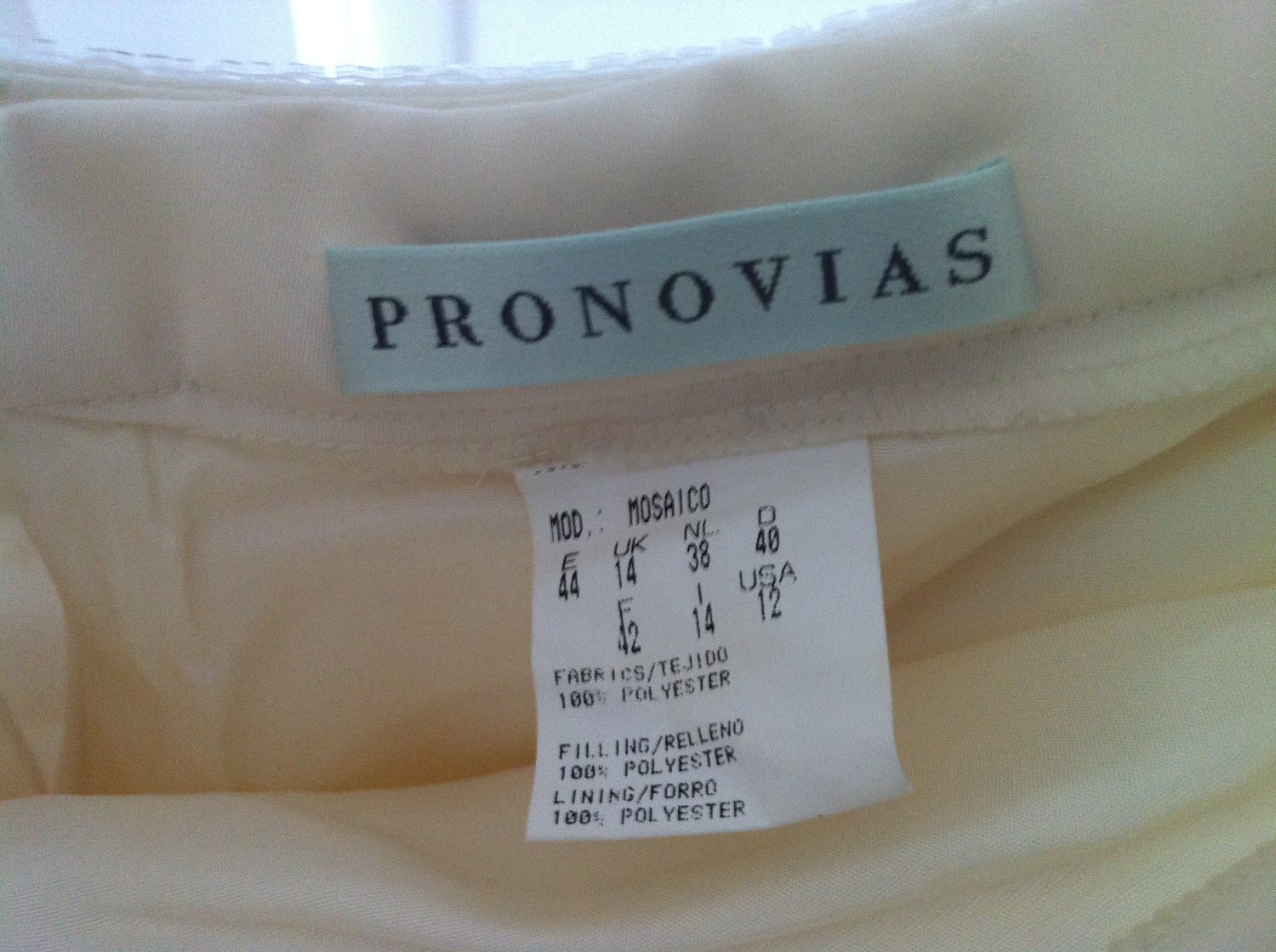 WEDDING DRESS by the world renowned brand & specialist wedding dress makers “Pronovias Collection”.  - Clothing, Footwear & Accessories