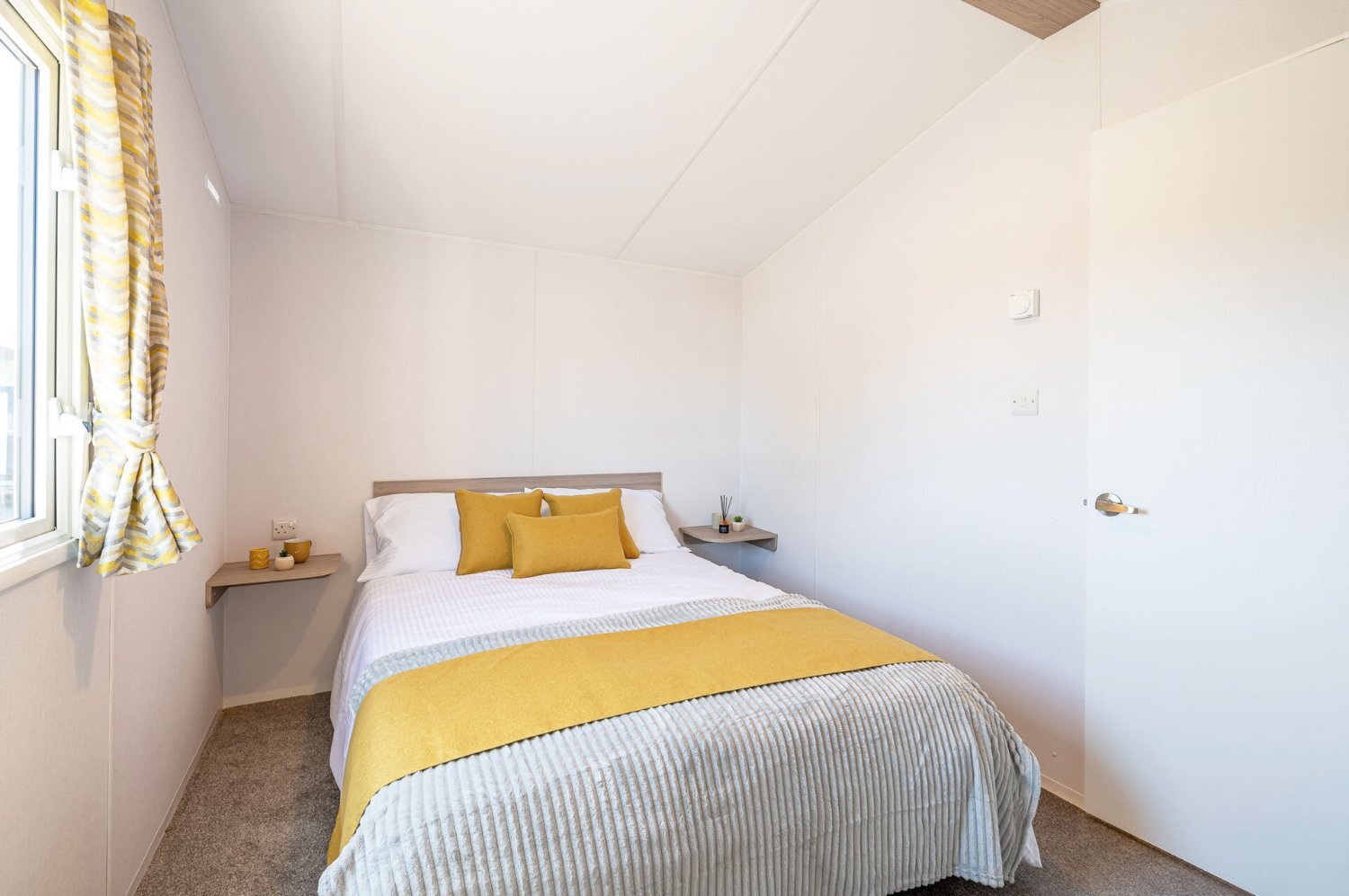 Ex Demo 2 Bed Caravan For Sale - 4 Star Park TXT Ben - Holiday Homes in Saxmundham