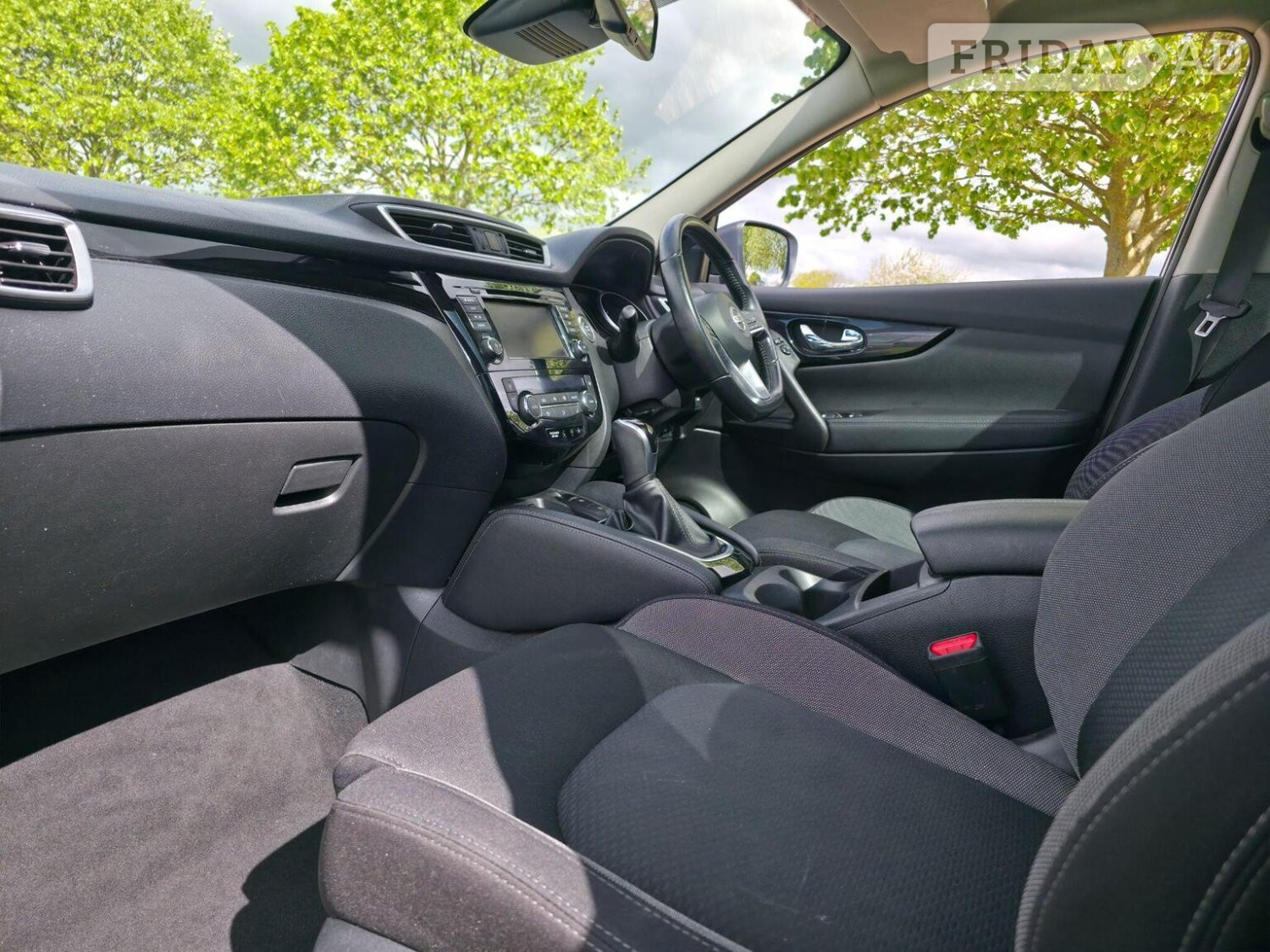 2019 Nissan Qashqai 1.3 DIG-T - Cars
