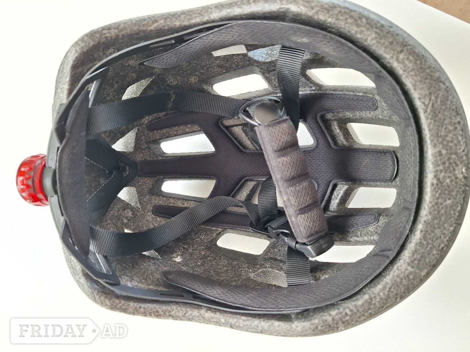 Bath Adult bicycle helmet
