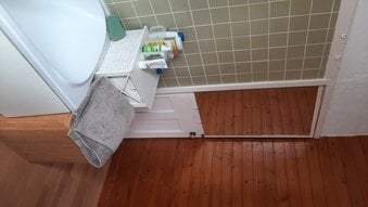 Part furnished Double bedroom and dining room share BILLS INCLUDE