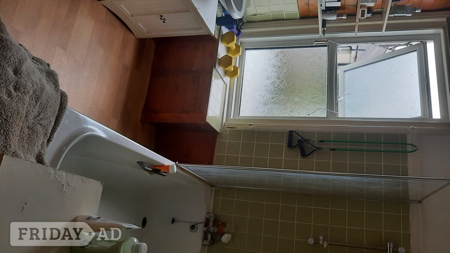 Part furnished Double bedroom and dining room share BILLS INCLUDE - Rooms in Worthing