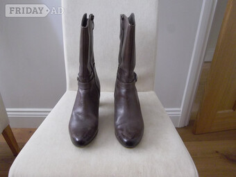 Wortmann Tamaris Anti-Shokk Ladies Mocca Leather Boots - Size 5