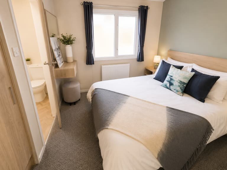  Victory Silverwood Static Caravan (2 Bed) – Seaview, Whitstable - Holiday Homes in Whitstable