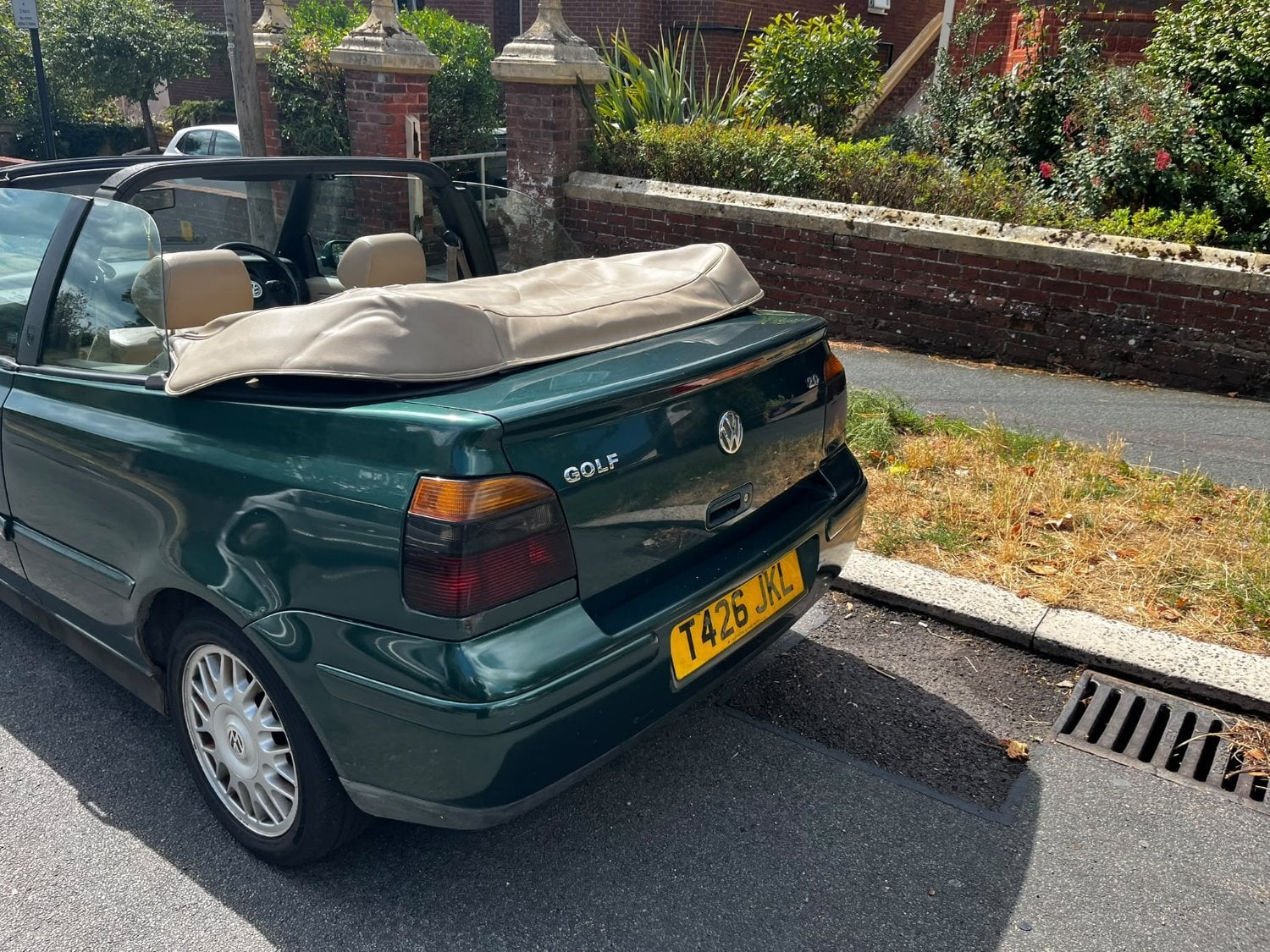 Volkswagen Golf 2.0 advantgarde convertible  Crowborough